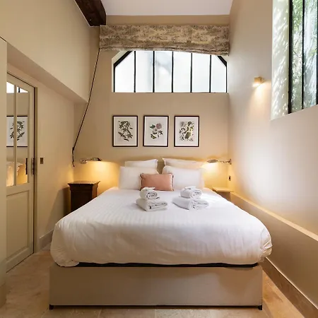 Pick A Flat's House In Saint-germain Des Pres - Impasse Paul Louis Courier * Parijs