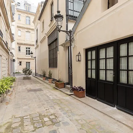 Pick A Flat's House In Saint-germain Des Pres - Impasse Paul Louis Courier Parijs