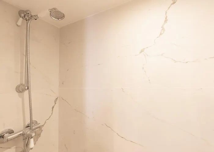 Pick A Flat's House In Saint-germain Des Pres - Impasse Paul Louis Courier * Paris