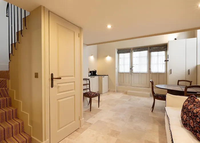Apartment Pick A Flat's House In Saint-germain Des Pres - Impasse Paul Louis Courier Paris