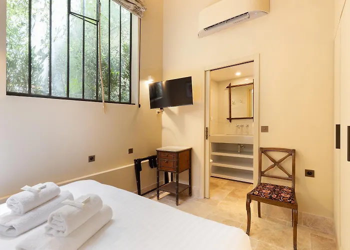 Pick A Flat's House In Saint-germain Des Pres - Impasse Paul Louis Courier